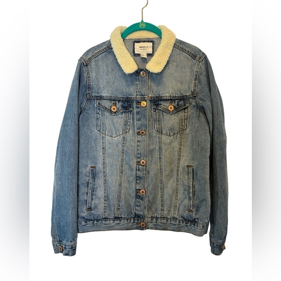 Forever 21 Jean Jacket Faux Fur Boys Large - Picture 1 of 14